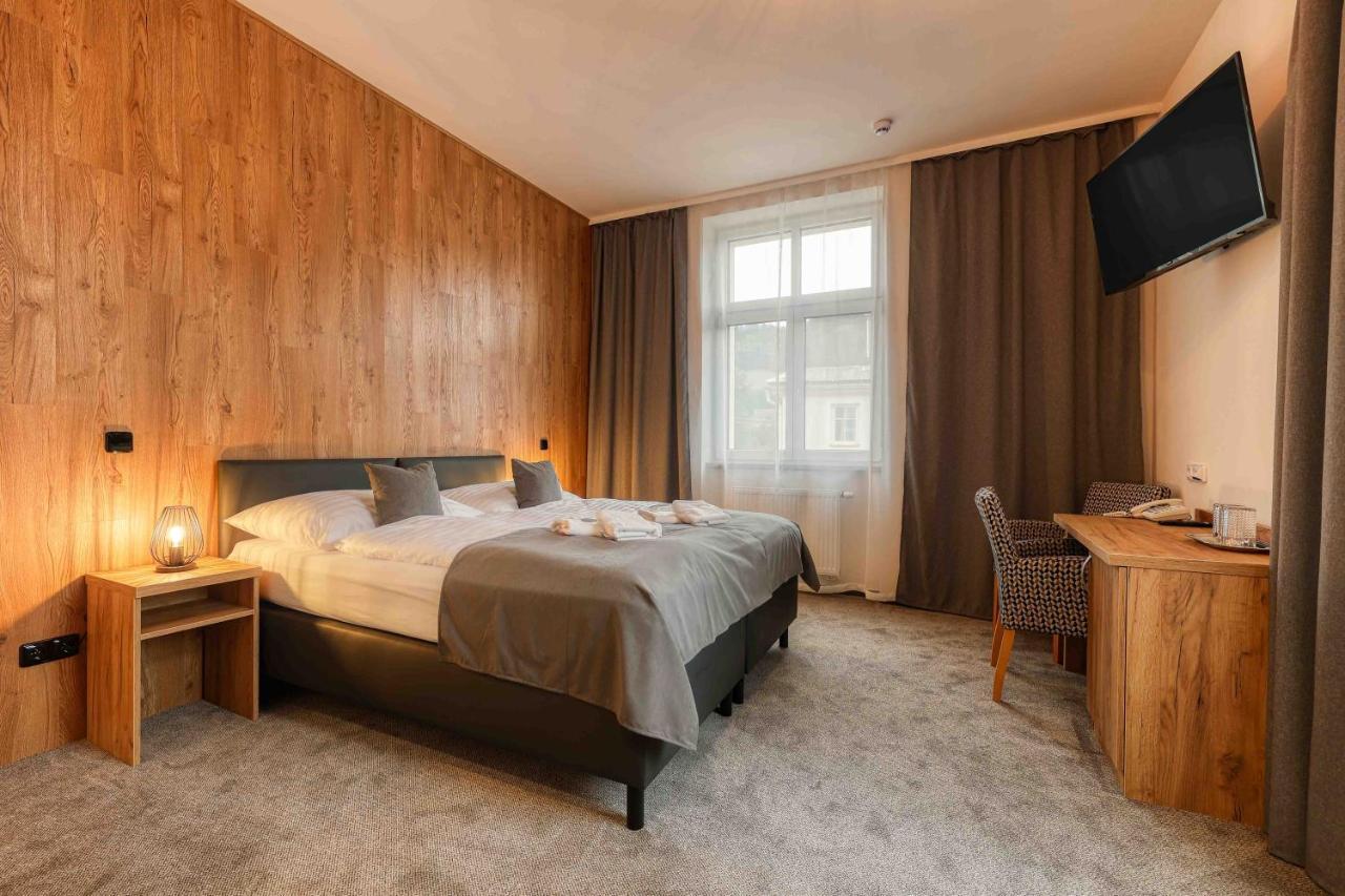 Hotel Lipa Липова-Лазне Экстерьер фото